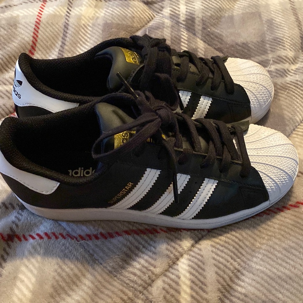 Addidas Superstar sneakers